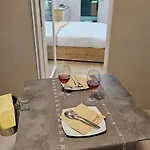 Vincotto Homes Pensión 3*